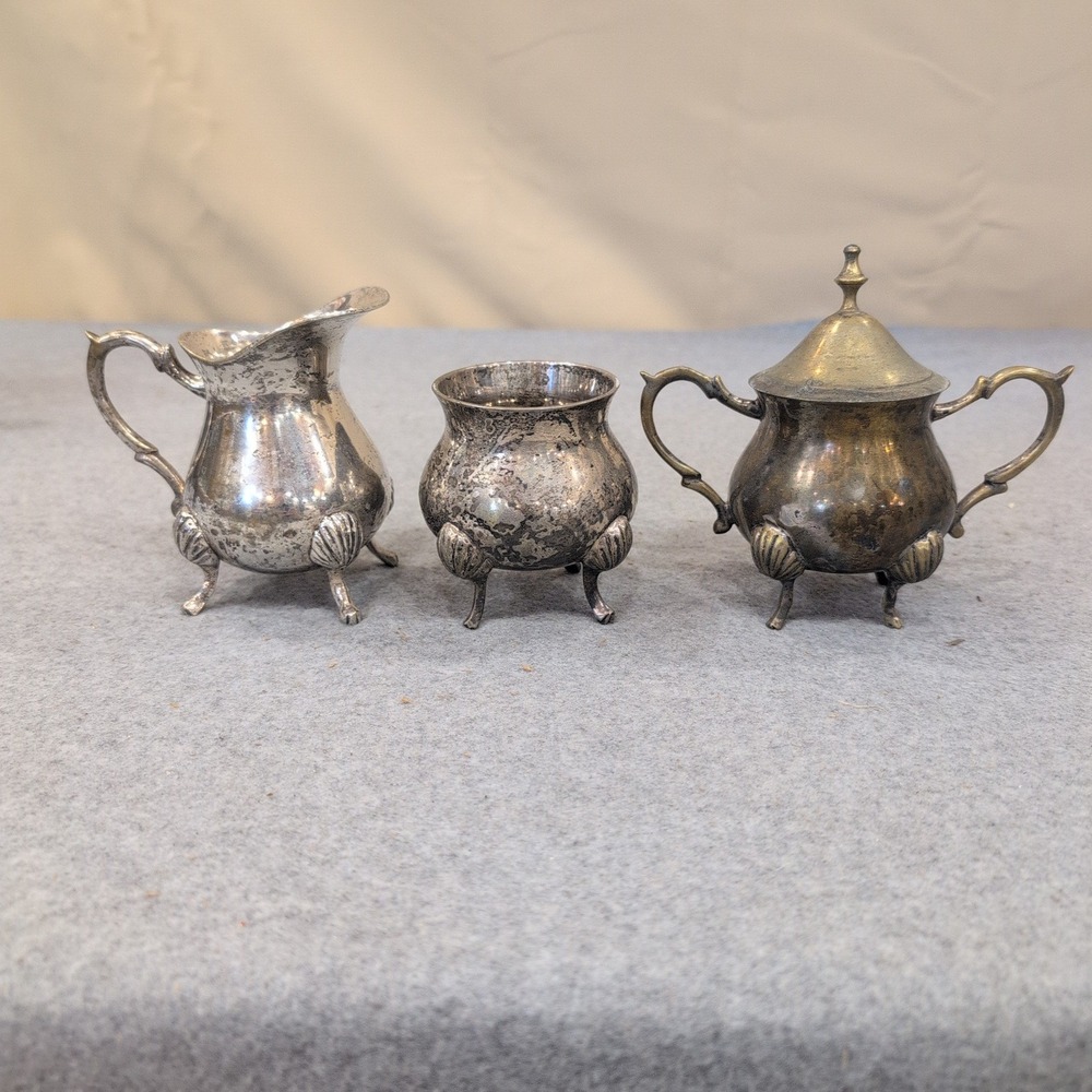 Vintage Miniature Silver Plate Tea Set Creamer Sugar Bowl Shell Feet 3pc - Picture 1 of 7